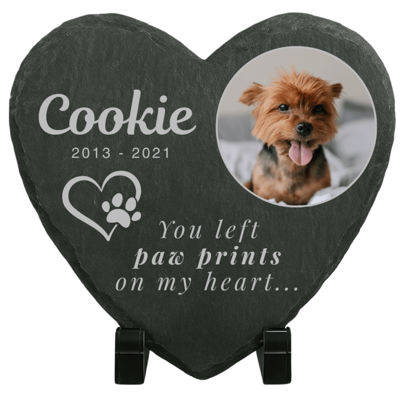 Pierre commémorative chien cœur personnalisée – Plaque souvenir en ardoise chien avec photo, nom, dates & message gravés